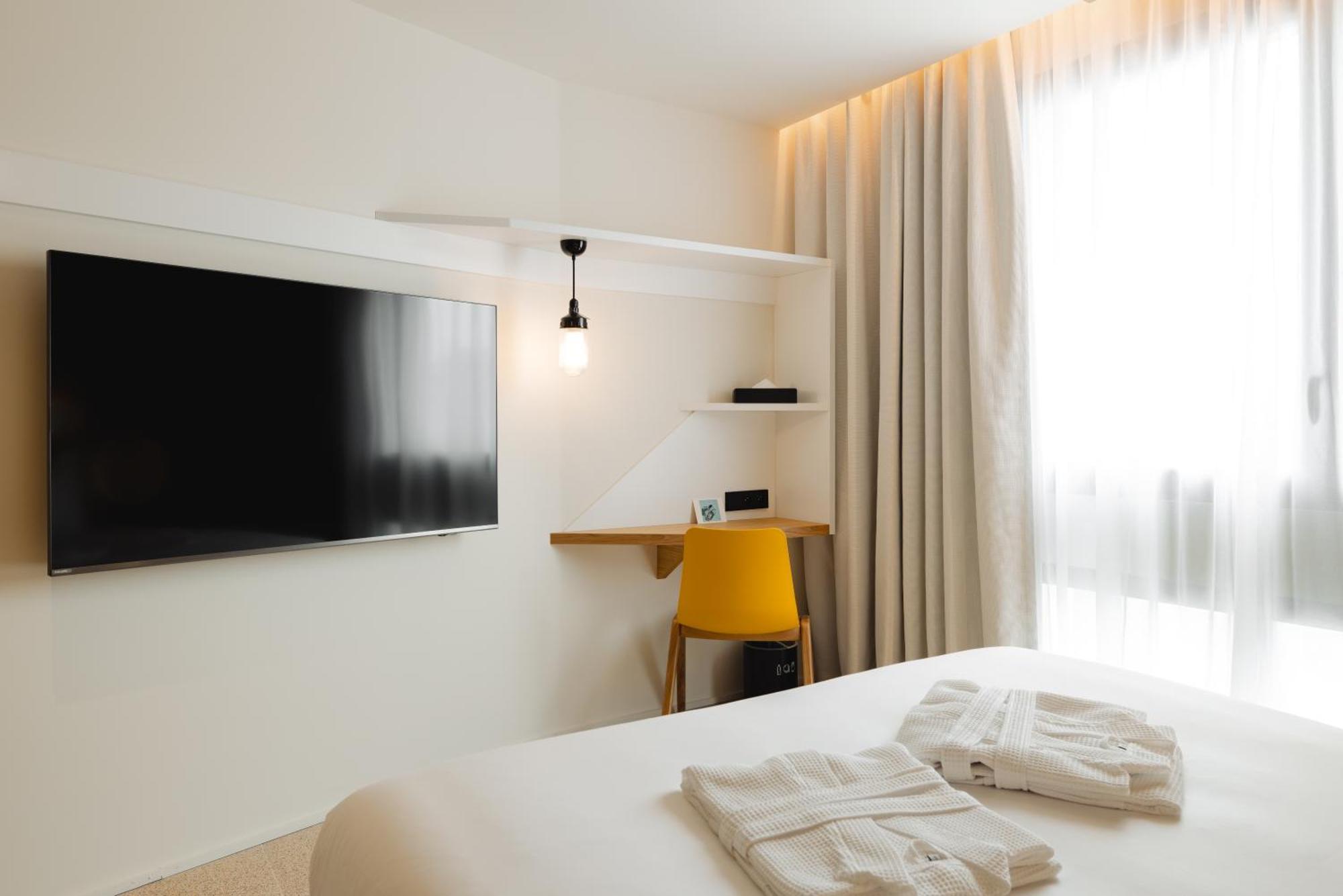 Bizipoz Hotel Saint-Jean-de-Luz Ngoại thất bức ảnh